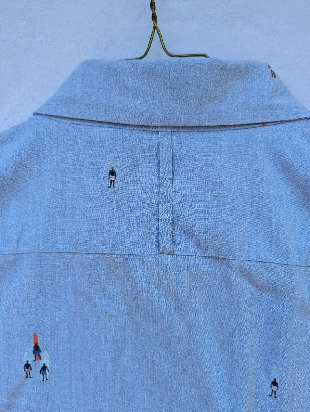 Banana Republic Light Blue Poplin Shirt with Surf Print L
